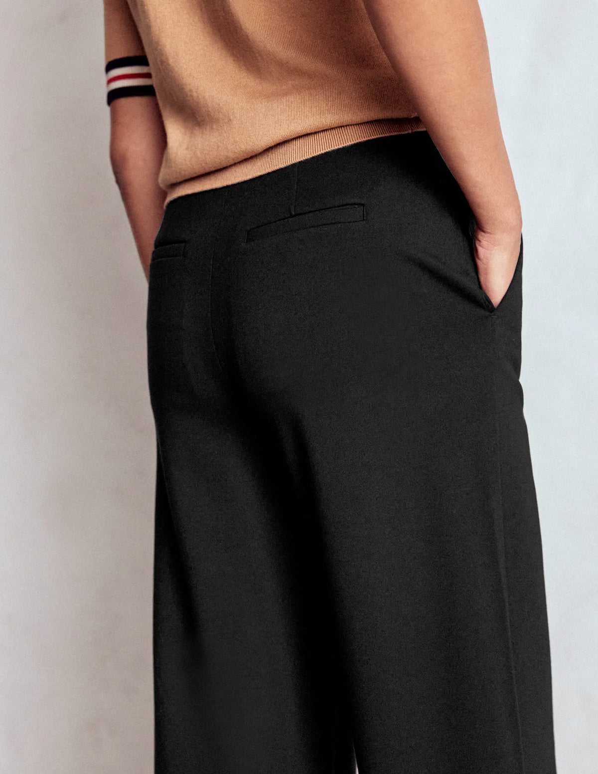 Belgravia Ponte Crop Pants-BLACK