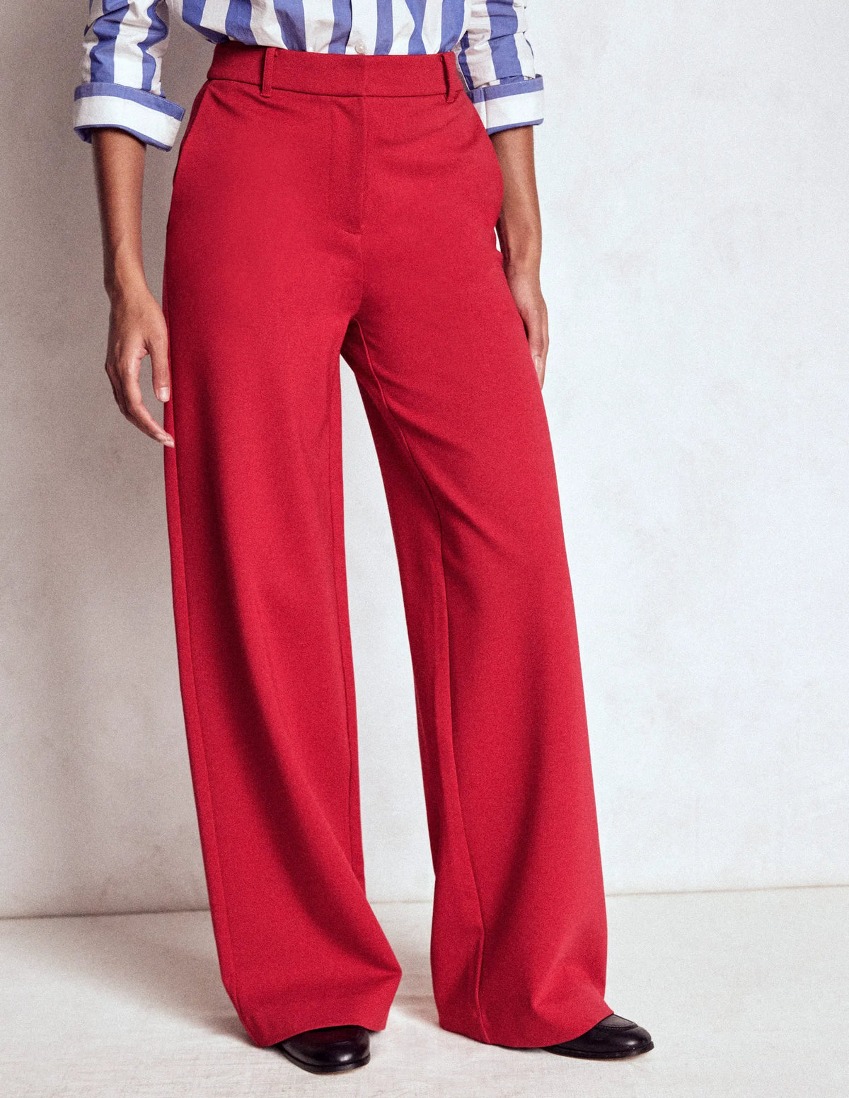 Belgravia Ponte Pants-Carmine Red