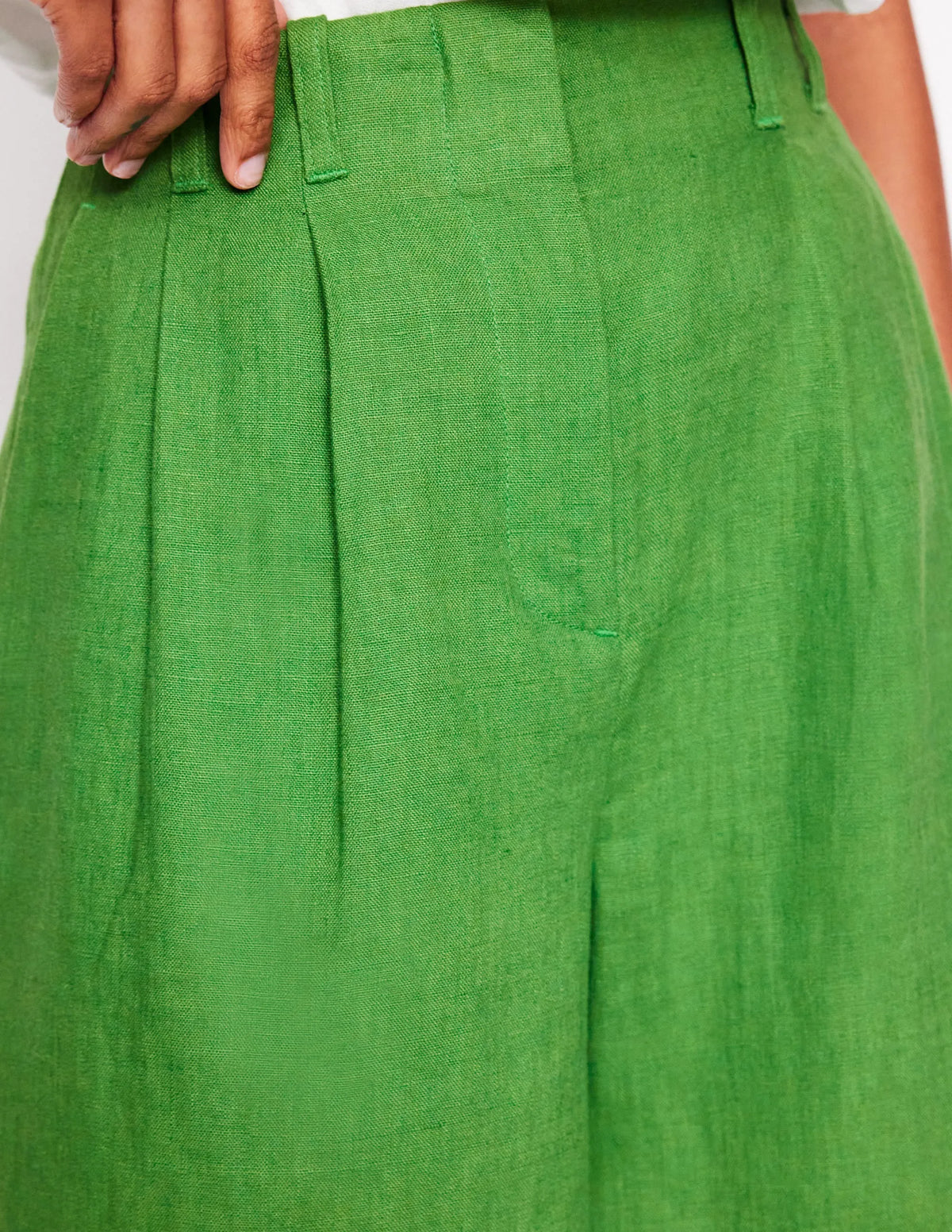 Pleat Linen Wide Leg Shorts-Green
