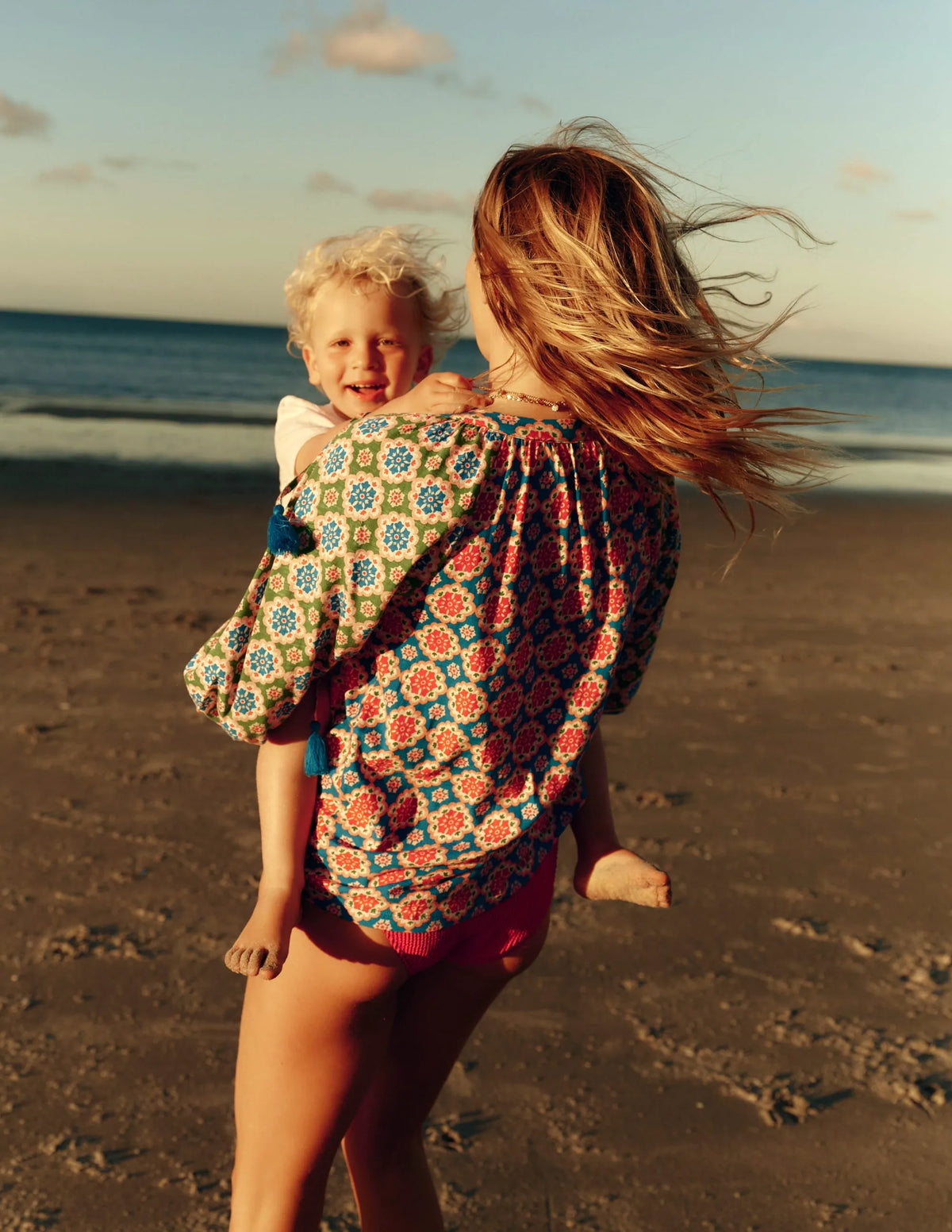 Blouson Sleeve Raglan Top-Bloom Geo