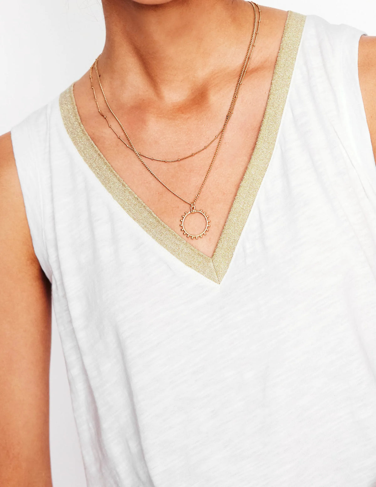 Metallic Trim V Neck Vest-White
