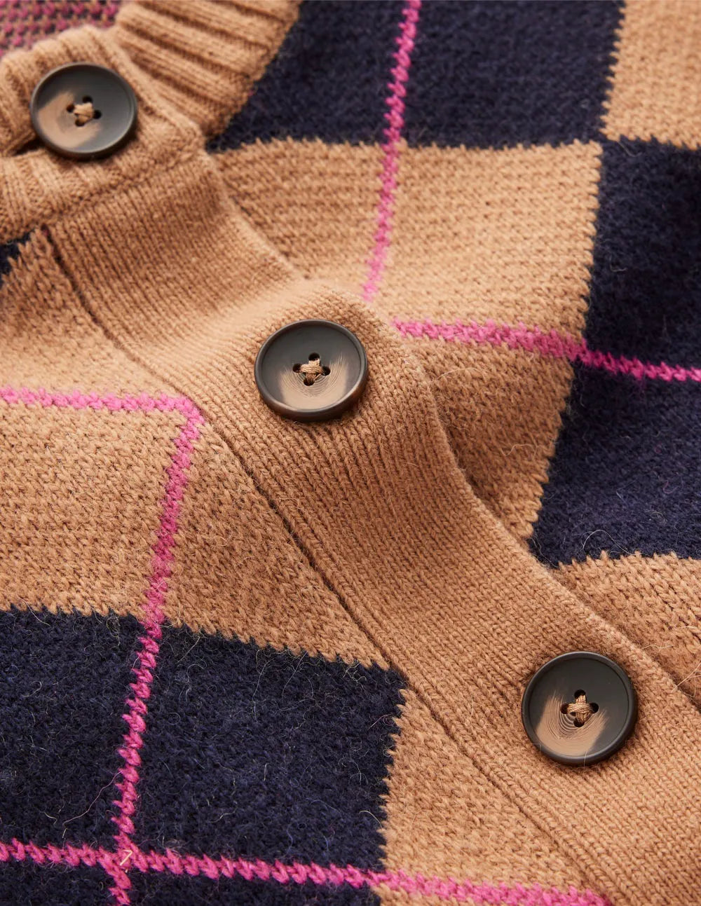 Abi Jacquard Cardigan-Camel, Navy Argyle