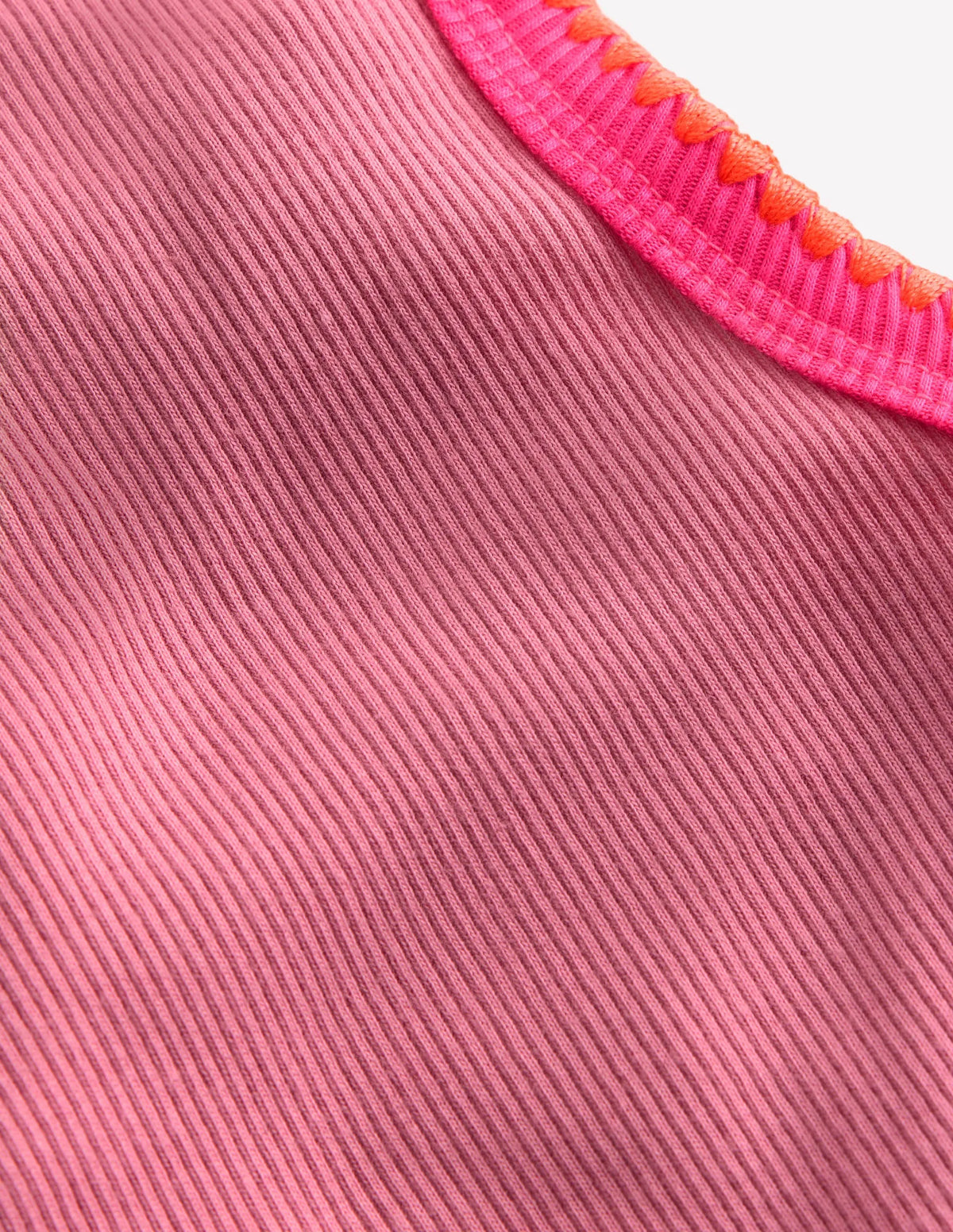 Crochet Trim Ribbed Vest-Pink Haze