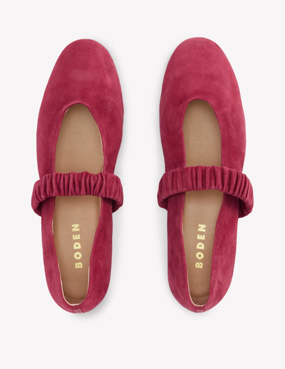 Camilla Ruched Ballet Flats-Wine