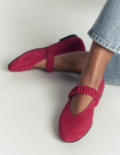 Camilla Ruched Ballet Flats-Wine
