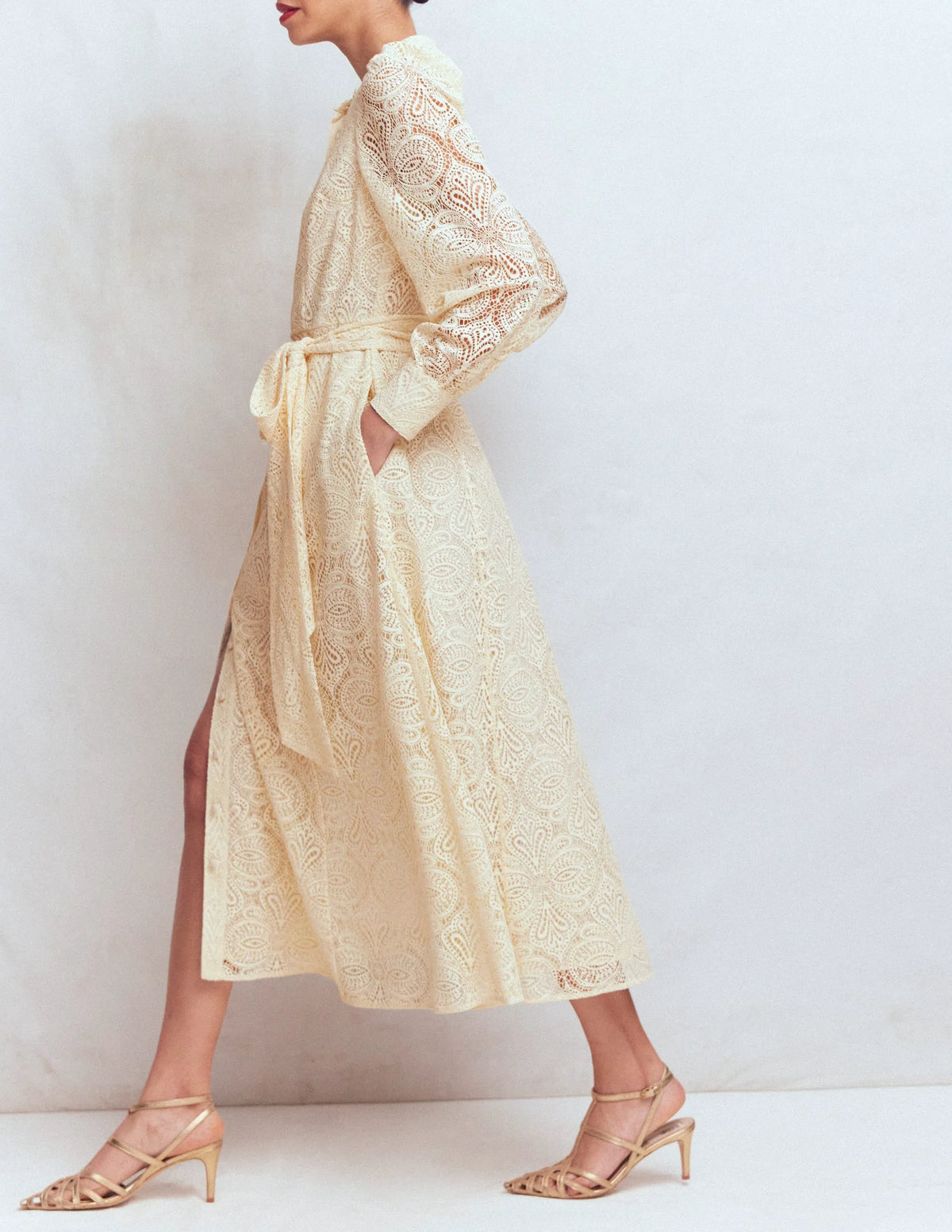 Blouson Sleeve Lace Dress-Ivory Lace