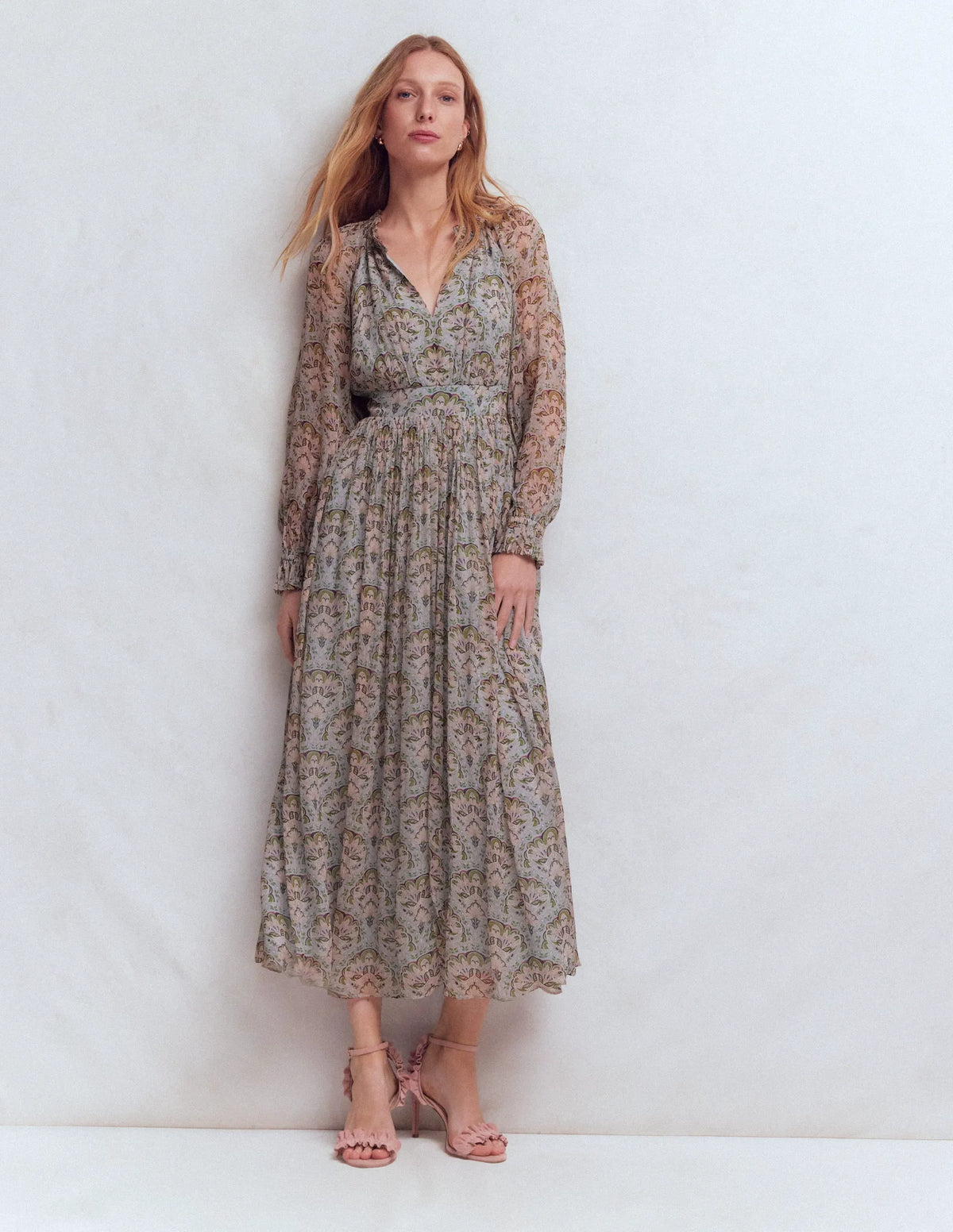 Romantic Ruffle Neck Dress-Multi Paradise Gardens