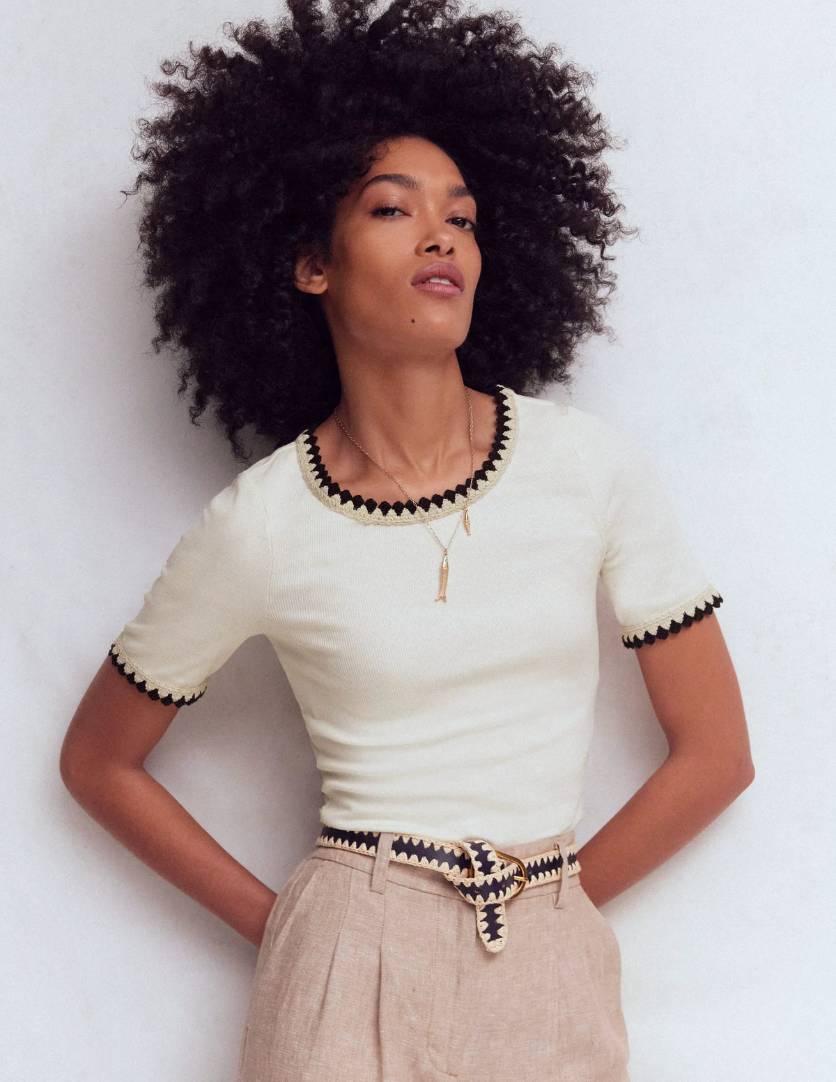 Maddie Trim Detail T-Shirt-Ivory with Black