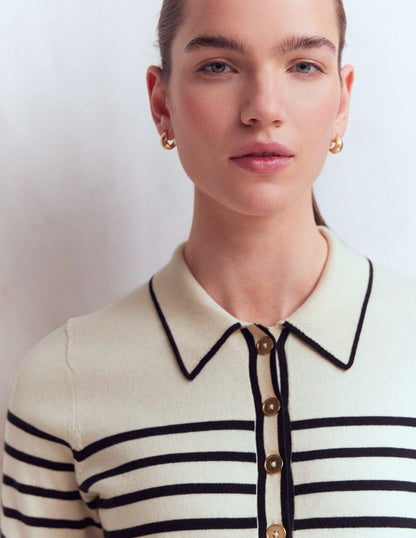 Liz Henley T-Shirt-Ivory. Navy