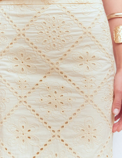 Textured Column Skirt-Ivory Broderie