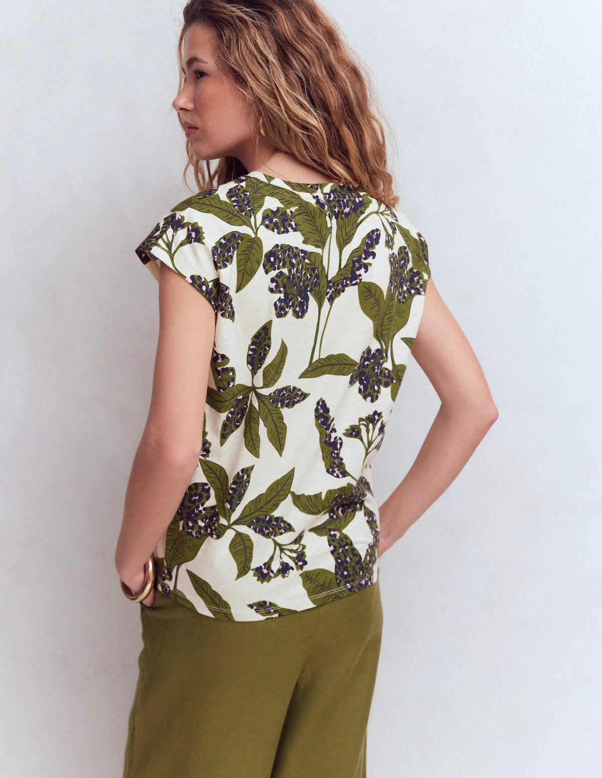Louisa Cotton Slub T-shirt-Leaf Print