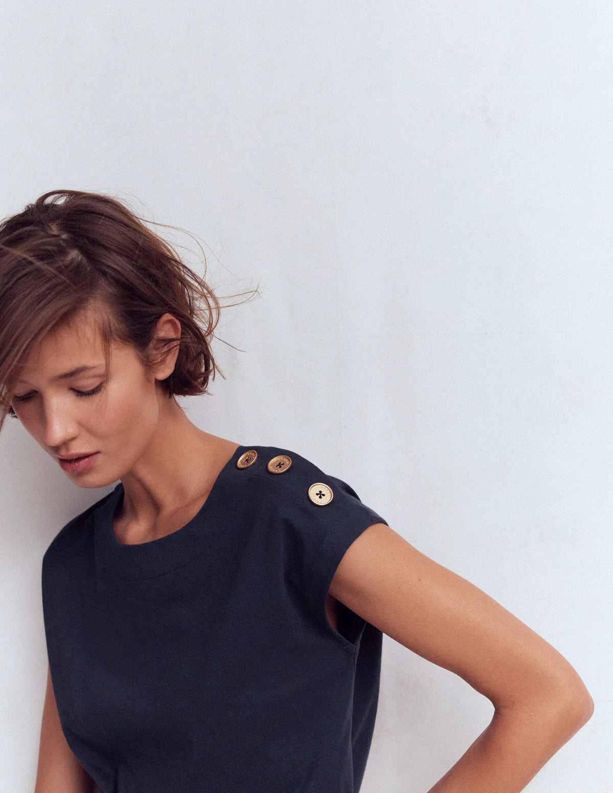Button Detail T-Shirt-Navy