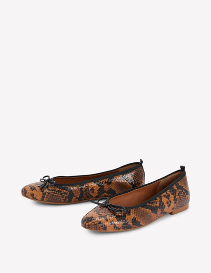 Patti Round Toe Ballet Flats-Tan Snake Print
