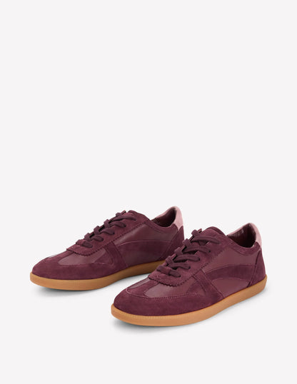 Leather Side Detail Trainer-Oxblood