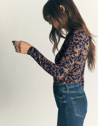 Tia Ruched High Neck Top-Cappuccino, Sprayed Leaf